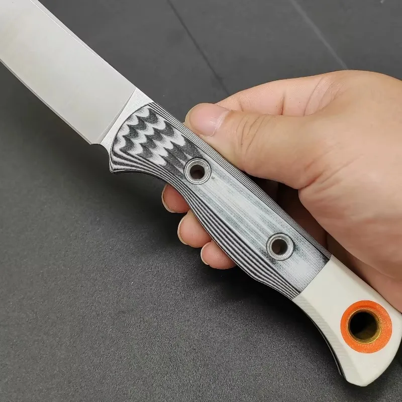 سكين BM 15500 هانت ميتكرافتير  - مراجعة Woodworking Essentials وسعره